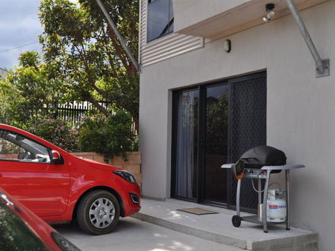 Warrakilla - Accommodation Newcastle 2