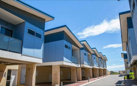 Waldorf Geraldton Serviced Apartments - Accommodation Newcastle 0