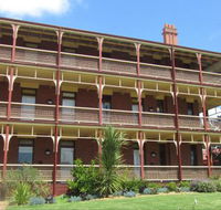 Yarra House - Accommodation Newcastle