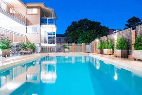 Copacabana Shores - Accommodation Newcastle 0