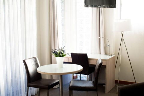 Copacabana Shores - Accommodation Newcastle 5
