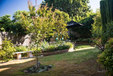 Austin Rise B&B - Accommodation Newcastle 2