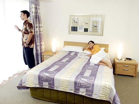 Australis Sovereign Hotel - Accommodation Newcastle 0