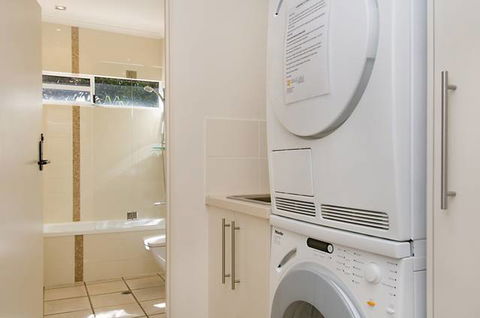 Bali Hai Apartments Noosa - Accommodation Newcastle 3