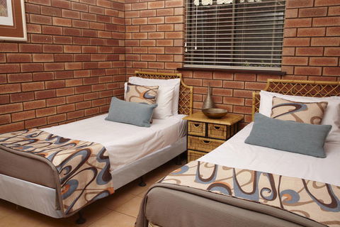 Bayside Holiday Apartments - Accommodation Newcastle 5