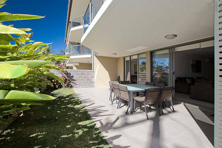 Beaches On Lammermoor Apartments - Accommodation Newcastle 4