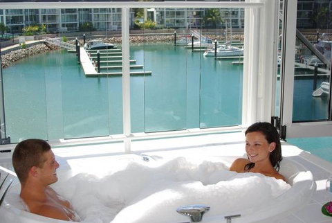 Beachside At Magnetic Harbour - Accommodation Newcastle 2