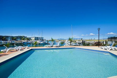 Beachside At Magnetic Harbour - Accommodation Newcastle 3
