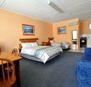 BEST WESTERN Melaleuca Motel  Apartments - Accommodation Newcastle