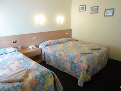 Sky Rider Motor Inn - Accommodation Newcastle 4