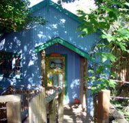 Blue Poles Cafe Gallery  BB - Accommodation Newcastle