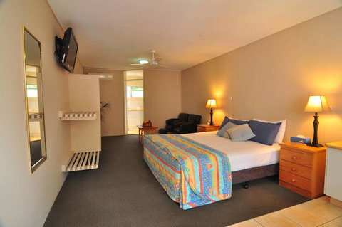 Browns At Broadbeach - Accommodation Newcastle 0