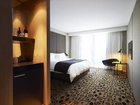 Burbury Hotel - Accommodation Newcastle 2