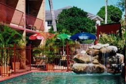 Cairns Holiday Lodge - Accommodation Newcastle 4
