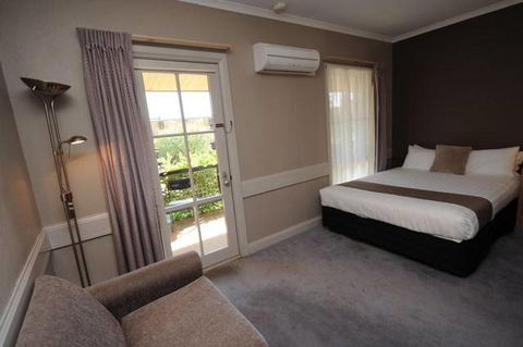 Caledonian Hotel Motel Echuca - Accommodation Newcastle 3