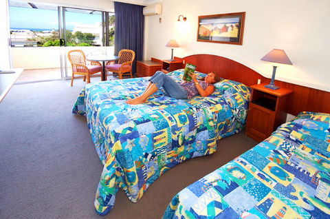Caribbean Motel - Accommodation Newcastle 2