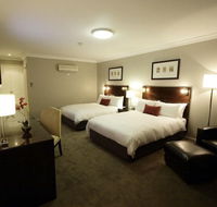 Carlyle Suites  Apartments