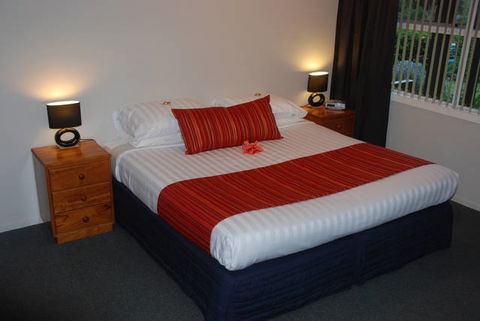 Cascade Garden Apartments - Accommodation Newcastle 0