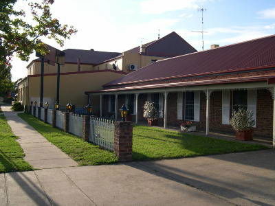 Inverell NSW Accommodation Newcastle