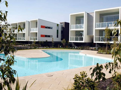 Coast Resort - Accommodation Newcastle 0