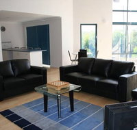 Cosy Corner Beach Cottages - Accommodation Newcastle