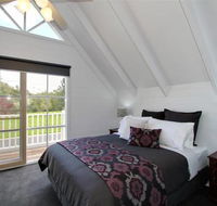 Creek Cottage Bed  Breakfast - Accommodation Newcastle