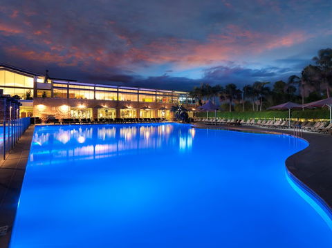 Crowne Plaza Hunter Valley - Accommodation Newcastle 2