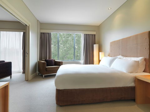 Crowne Plaza Hunter Valley - Accommodation Newcastle 3