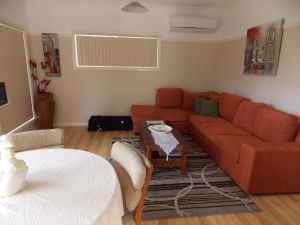 Cillanti Retreat - Accommodation Newcastle 3