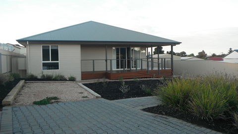 Ventnor Rise - Accommodation Newcastle 0