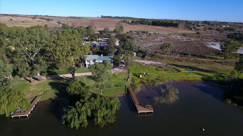 River Shack Rentals - Murray Terrace - Accommodation Newcastle 0