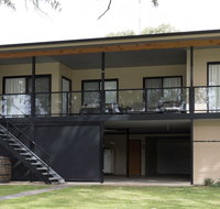 River Shack Rentals - Page Drive Blanchetown - Accommodation Newcastle