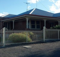 Alby's - Accommodation Newcastle