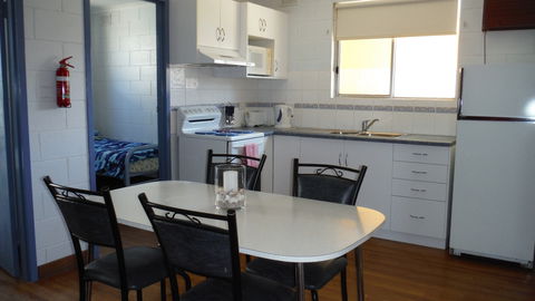 Coobowie Lodge - Accommodation Newcastle 0