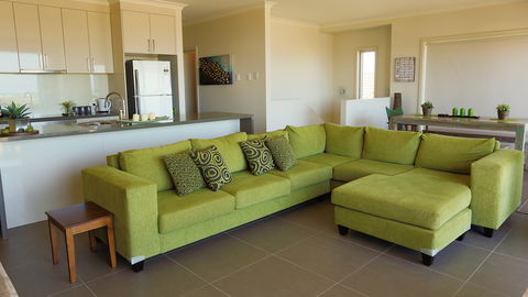 HORIZONS Part Of BLUE FIN HOLIDAY HOMES - Accommodation Newcastle 0