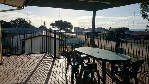 Sea-Chant - Accommodation Newcastle 0