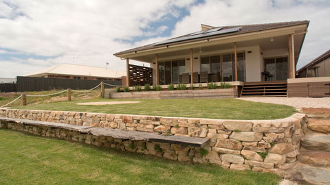 Vanda @ D'Marina - Accommodation Newcastle 0