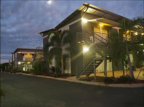 Smart Stay Villages - Accommodation Newcastle 7