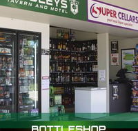 Dooleys Springsure - Accommodation Newcastle