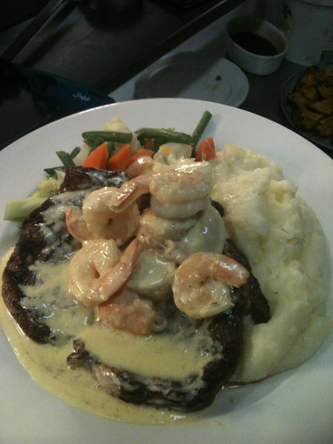 O’Dowd’s Irish Pub - Accommodation Newcastle 0