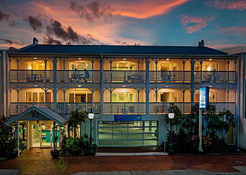 Cairns City QLD Accommodation Newcastle
