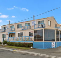 AMOS HOUSE  SWANSEA VILLAS - Accommodation Newcastle