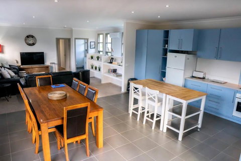 Owner - Accommodation Newcastle 3