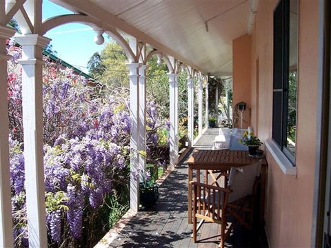 Guy House B&B - Accommodation Newcastle 1