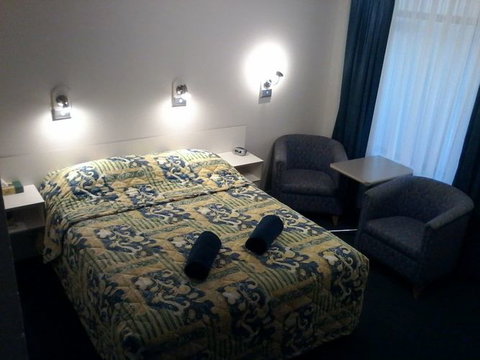 Lake Munmorah Motel - Accommodation Newcastle 0