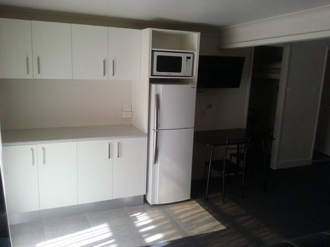 Lake Munmorah Motel - Accommodation Newcastle 4