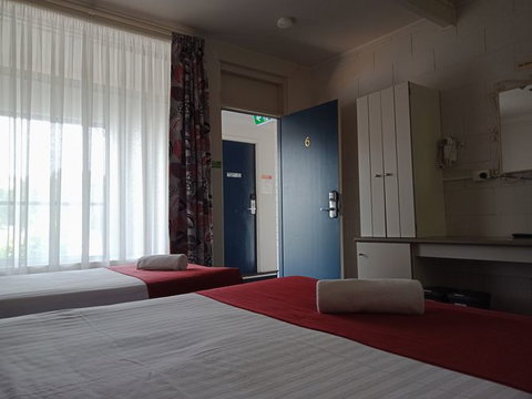 Lake Munmorah Motel - Accommodation Newcastle 7