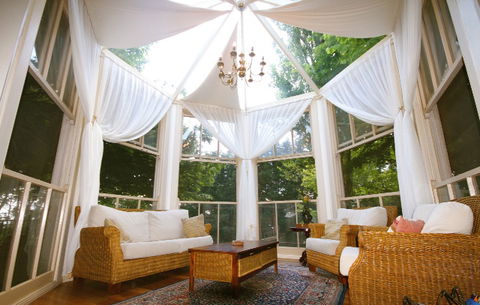 Lavender Manor And Majestic - Accommodation Newcastle 0