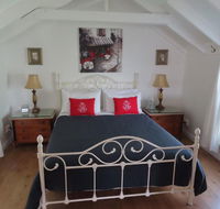 Maison De May Bed  Breakfast - Accommodation Newcastle