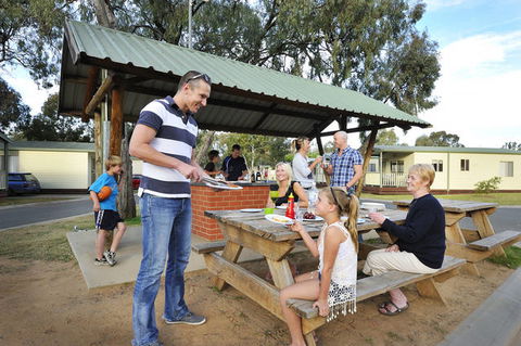 Echuca Holiday Park - Accommodation Newcastle 4
